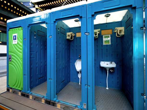 Best Porta potty delivery and setup  in Marinette, WI